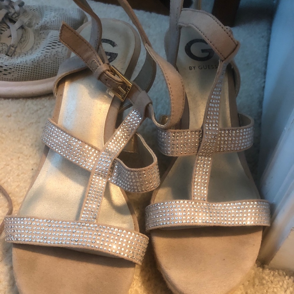 Guess Women’s Heels - Picture 2 of 2